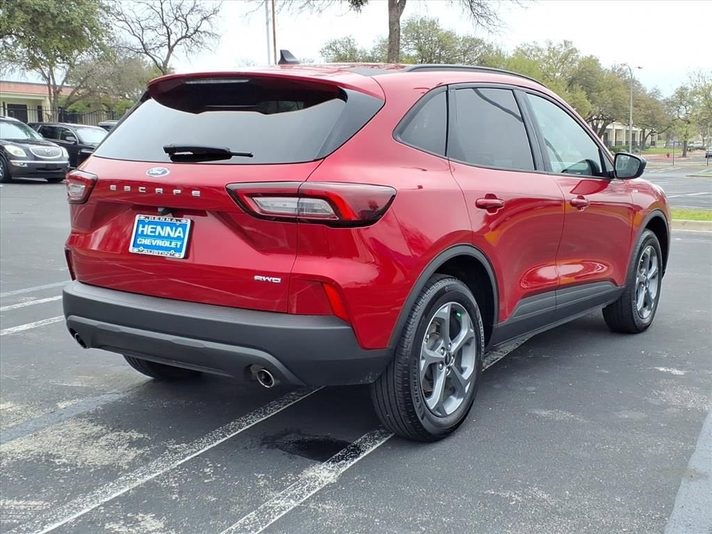 2025 Ford Escape ST-Line