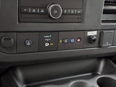 2025 Chevrolet Express Cutaway 3500 1WT