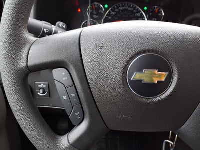 2025 Chevrolet Express Cutaway 3500 1WT