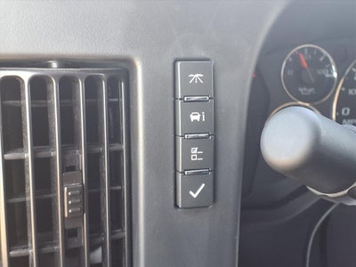 2025 Chevrolet Express Cutaway 3500 1WT