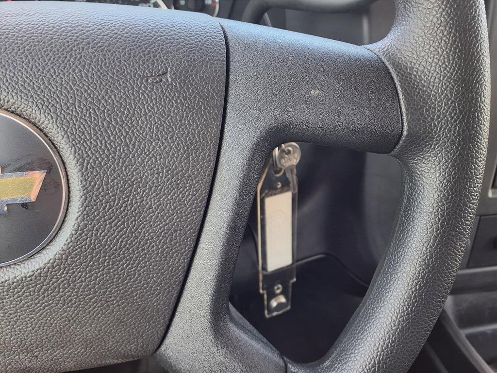 2025 Chevrolet Express Cutaway 3500 1WT