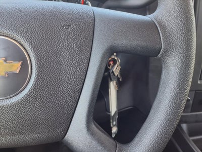 2025 Chevrolet Express Cutaway 3500 1WT