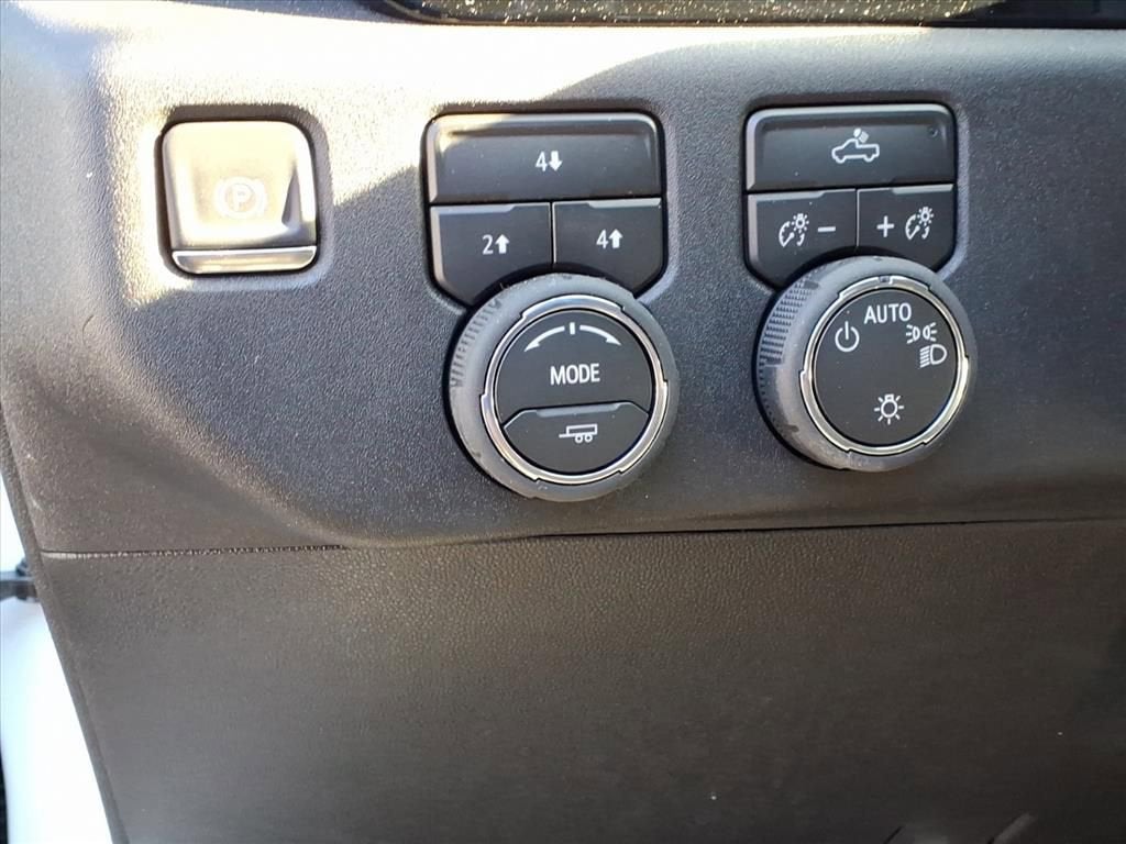 2026 Chevrolet Silverado 3500 HD Chassis Cab LT