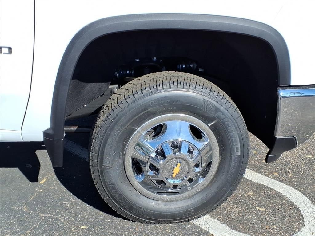 2026 Chevrolet Silverado 3500 HD Chassis Cab LT