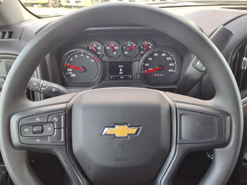 2025 Chevrolet Silverado 1500 Custom