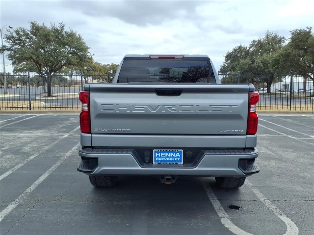 2023 Chevrolet Silverado 1500 Custom