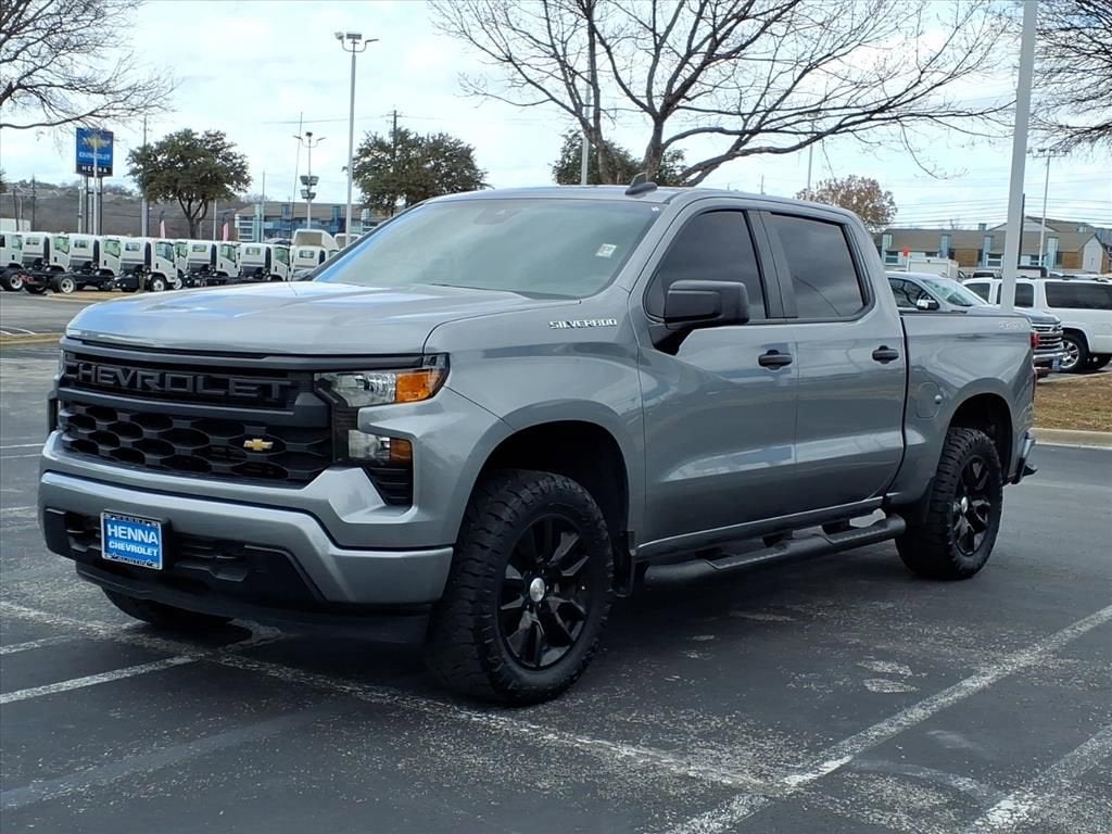 2023 Chevrolet Silverado 1500 Custom