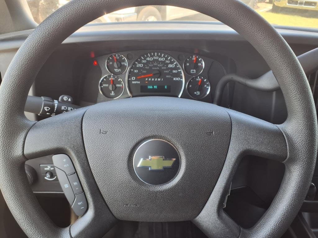 2024 Chevrolet Express Cargo 2500 WT