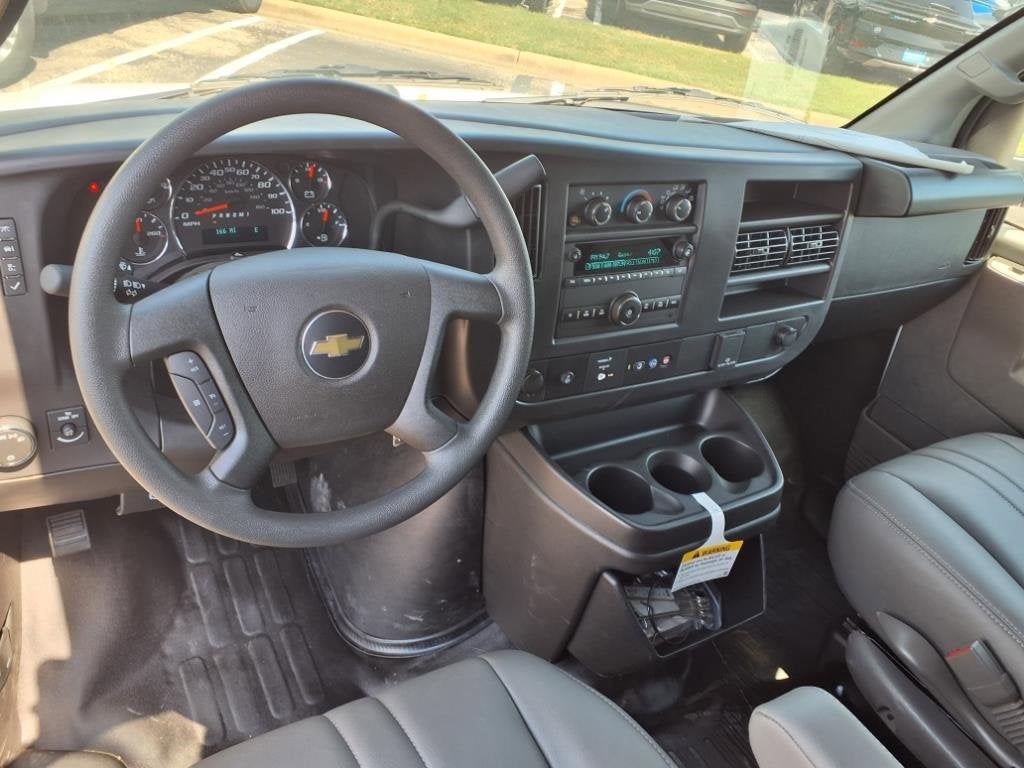 2024 Chevrolet Express Cargo 2500 WT