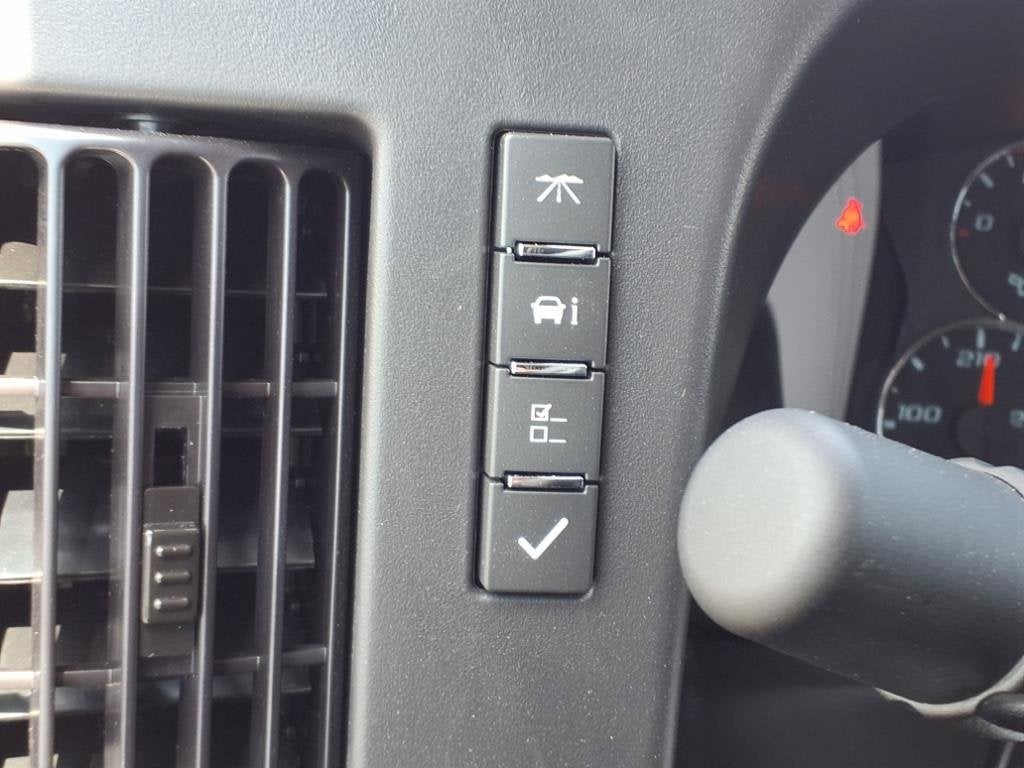 2024 Chevrolet Express Cargo 2500 WT