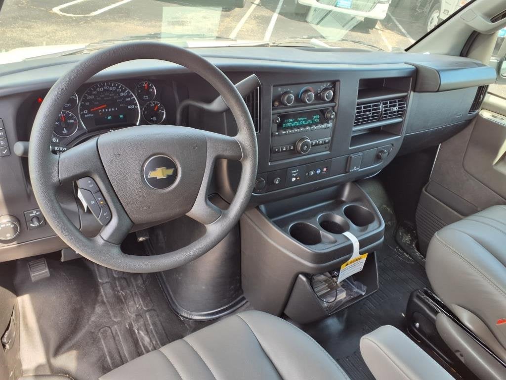 2024 Chevrolet Express Cargo 2500 WT