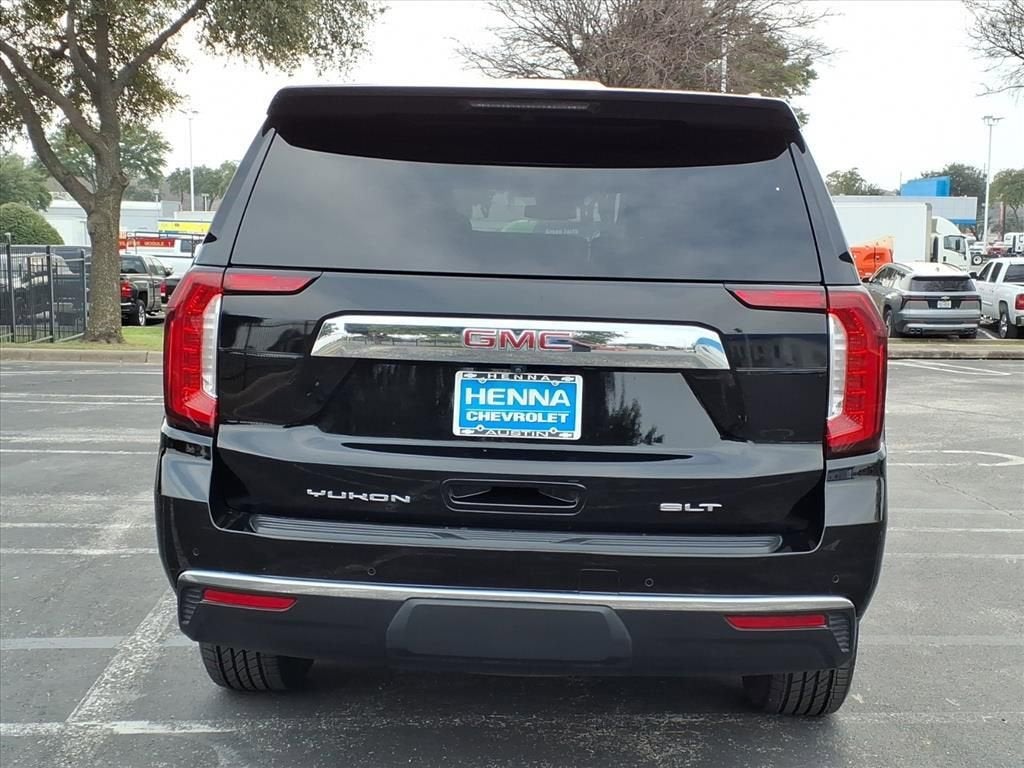 2024 GMC Yukon SLT