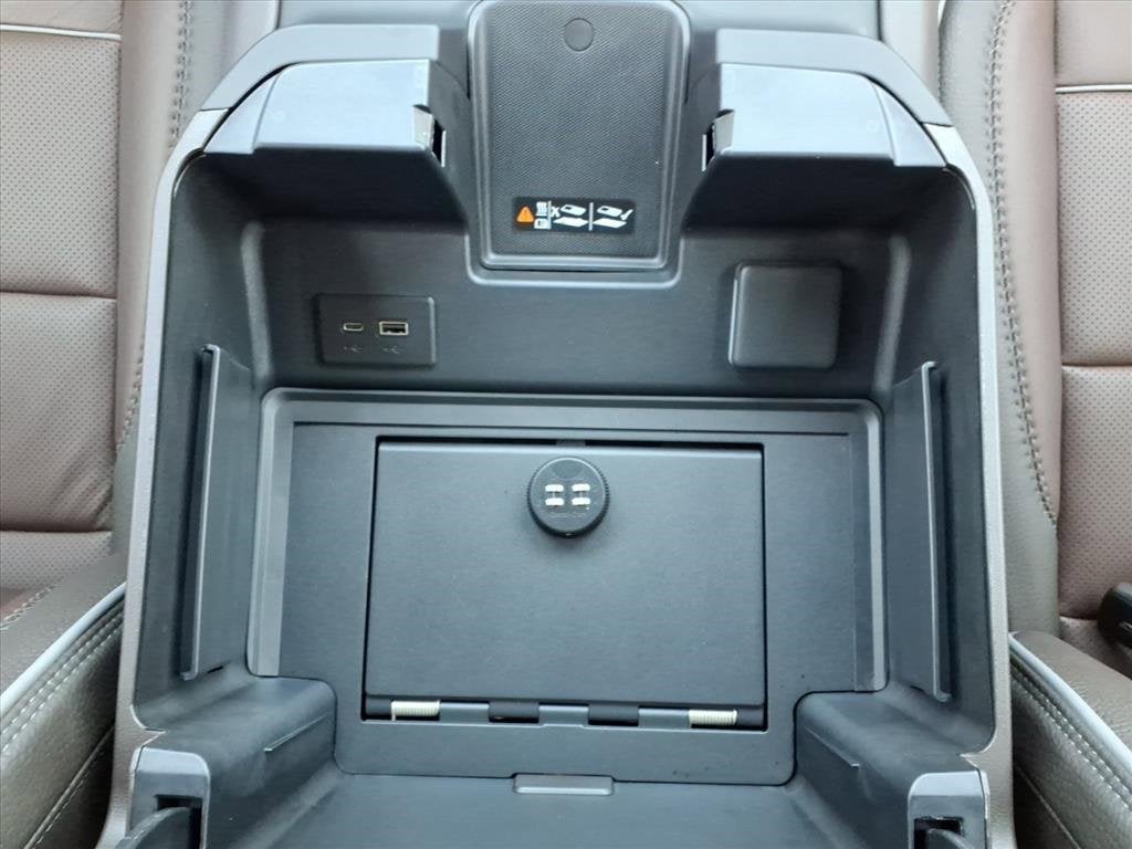 2025 GMC Sierra 3500 HD Denali DRW