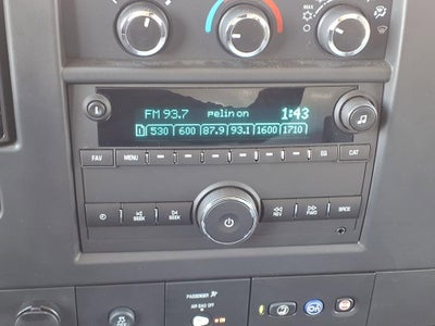 2025 Chevrolet Express Cutaway 3500 1WT