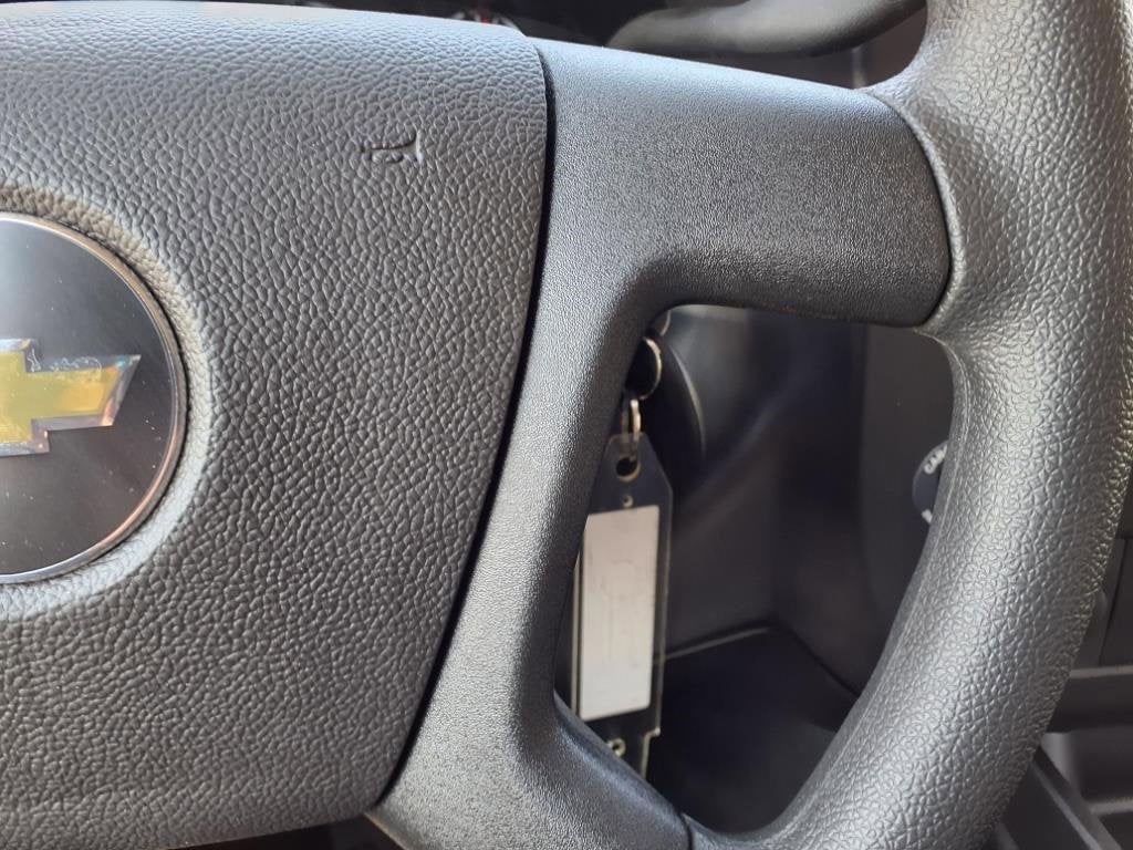 2025 Chevrolet Express Cutaway 3500 1WT