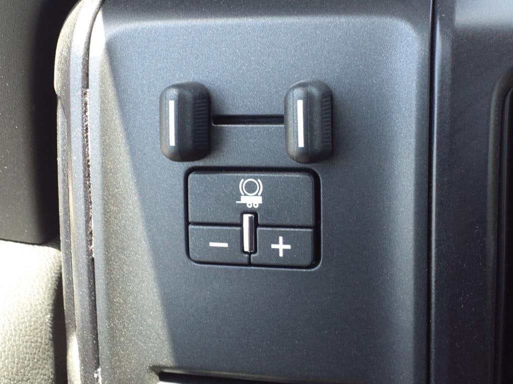 2023 Chevrolet Silverado 5500 HD Work Truck