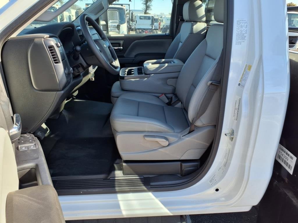 2023 Chevrolet Silverado 5500 HD Work Truck