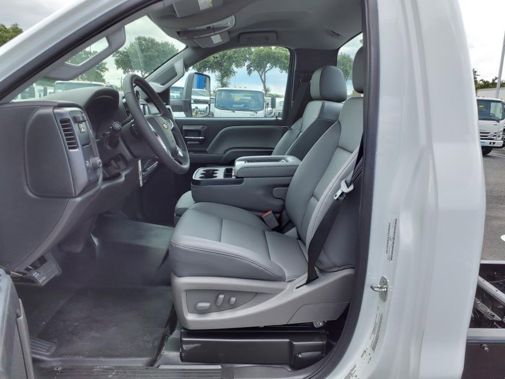 2024 Chevrolet Silverado 6500 HD Work Truck