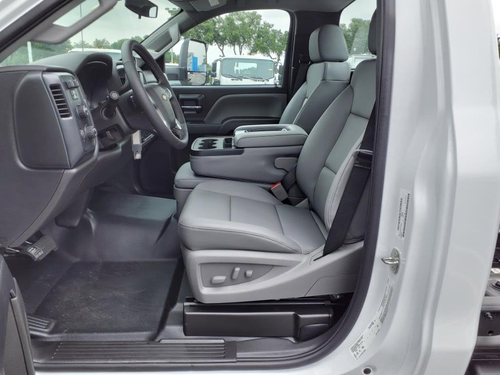 2024 Chevrolet Silverado 5500 HD Work Truck