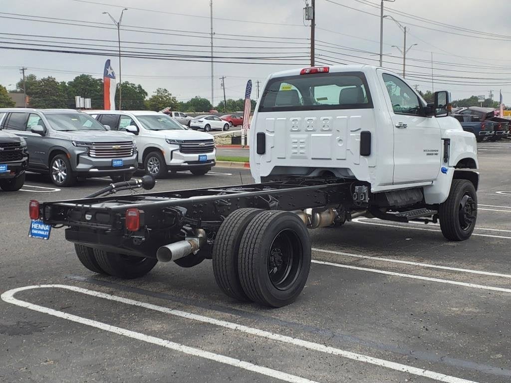 2024 Chevrolet Silverado 5500 HD LT