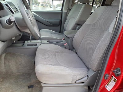 2011 Nissan Frontier SV