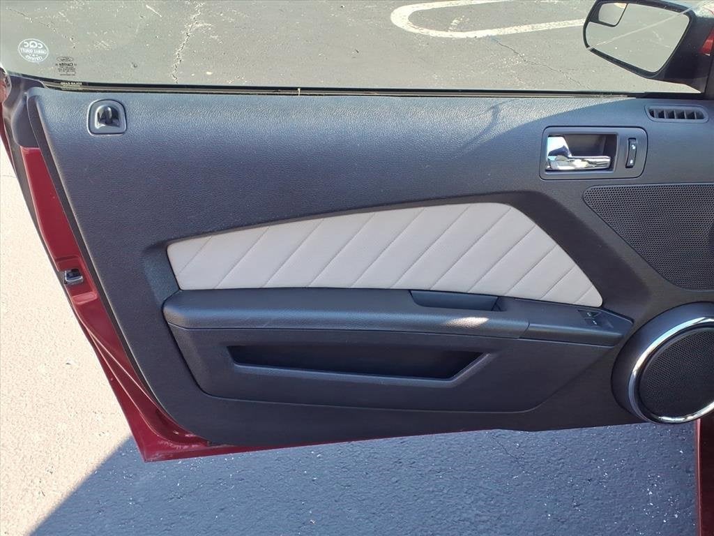 2014 Ford Mustang V6