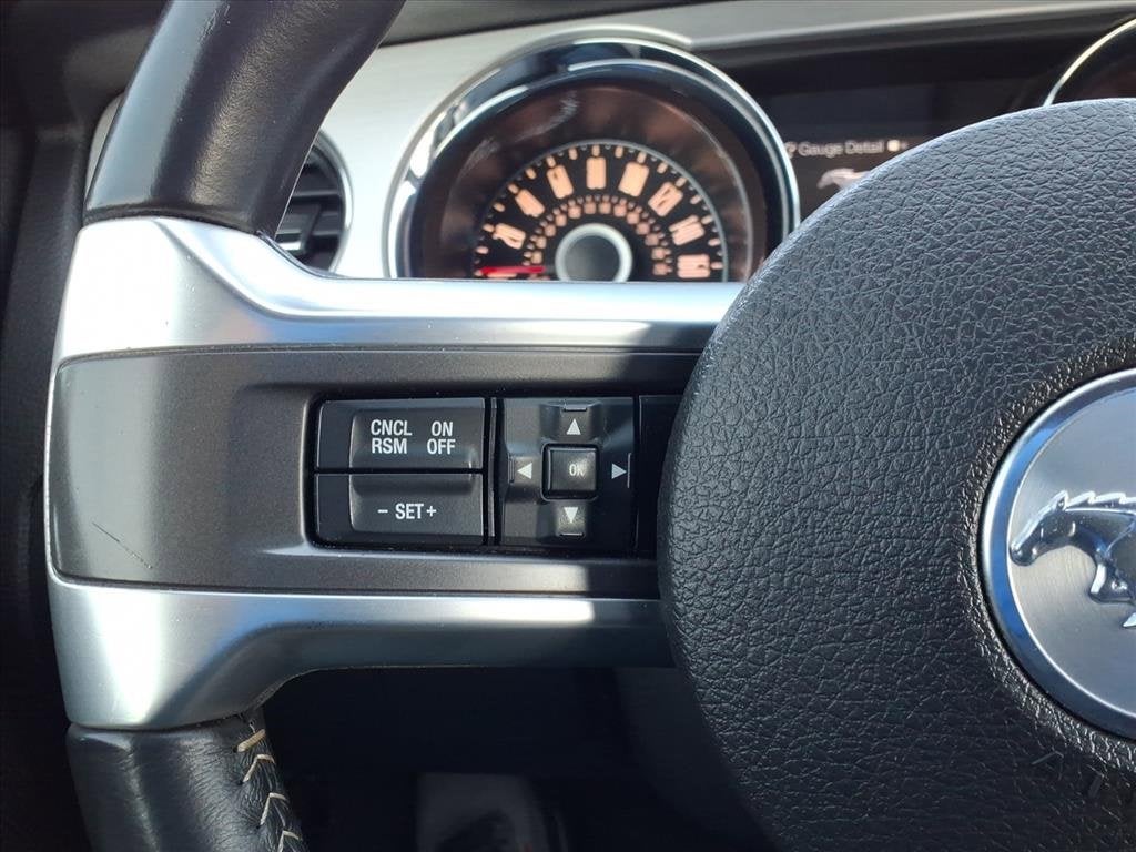 2014 Ford Mustang V6