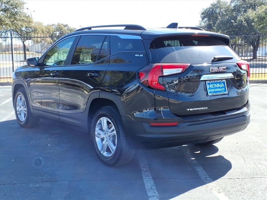 2022 GMC Terrain SLE
