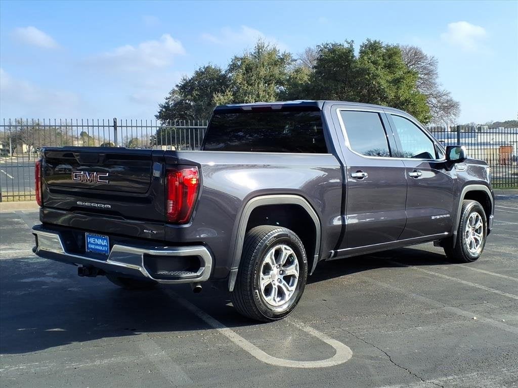 2025 GMC Sierra 1500 SLT