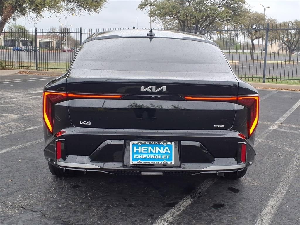 2025 Kia K4 GT-Line