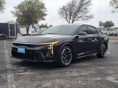 2025 Kia K4 GT-Line