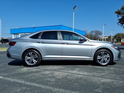 2024 Volkswagen Jetta SE