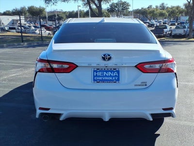 2020 Toyota Camry Hybrid SE