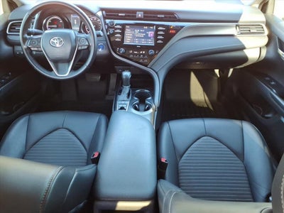 2020 Toyota Camry Hybrid SE