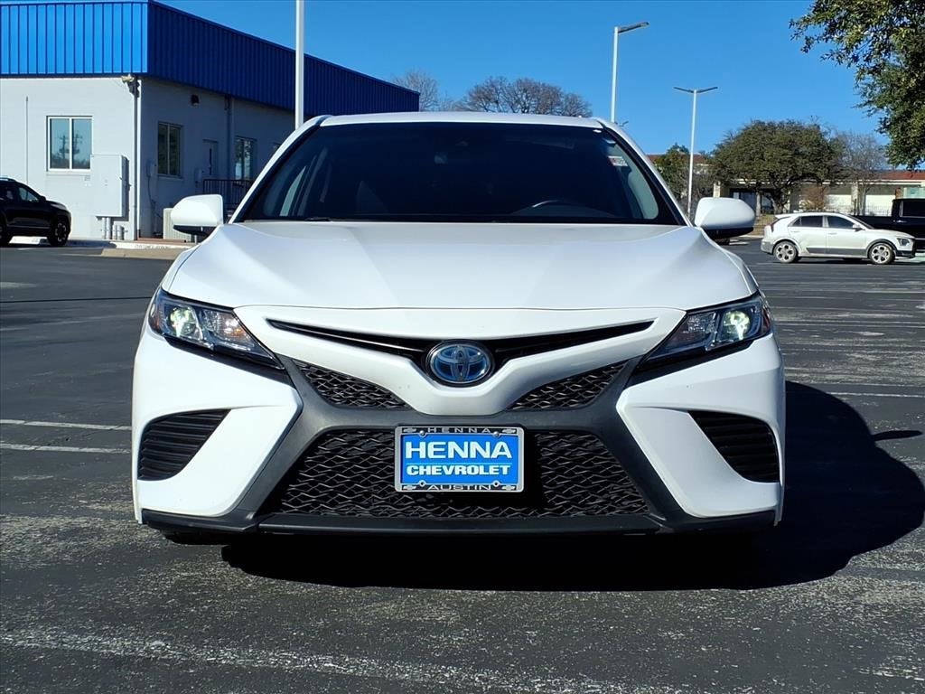 2020 Toyota Camry Hybrid SE