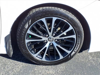 2020 Toyota Camry Hybrid SE