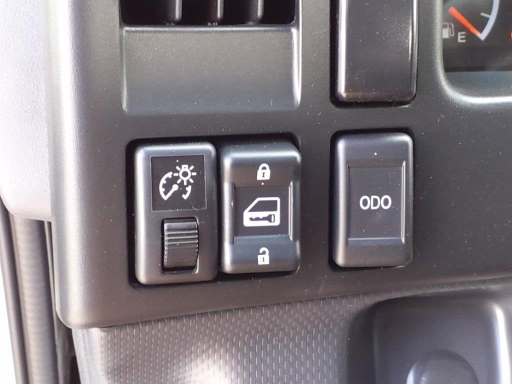 2025 Chevrolet Low Cab Forward 4500 Base