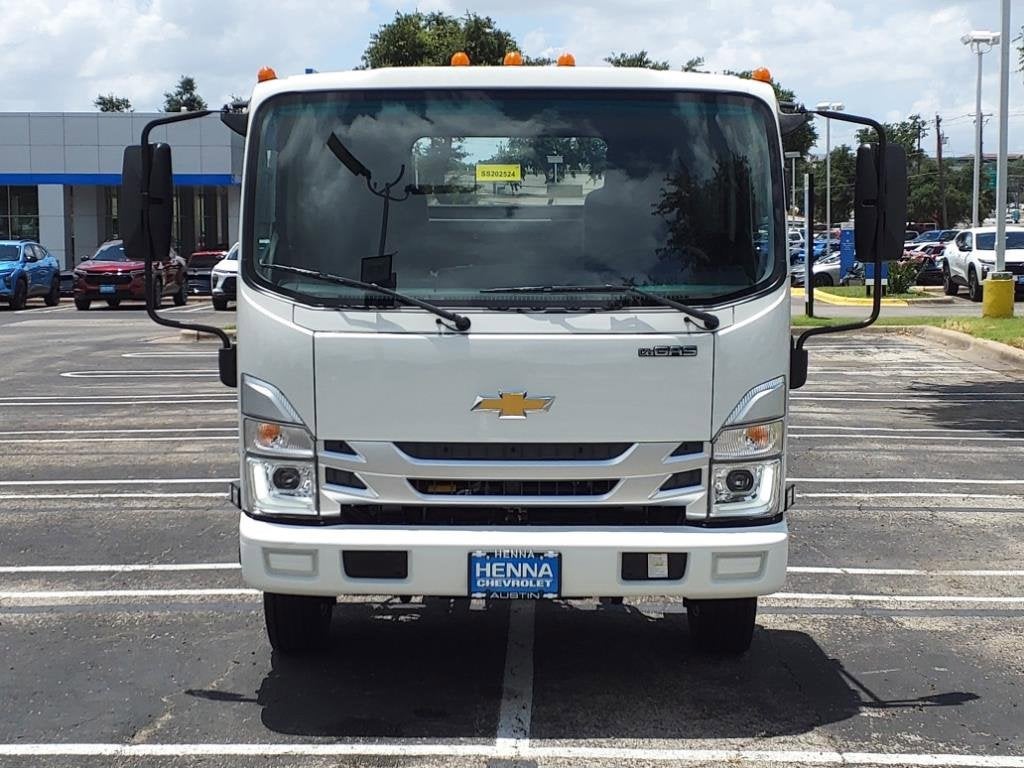 2025 Chevrolet Low Cab Forward 4500 Base