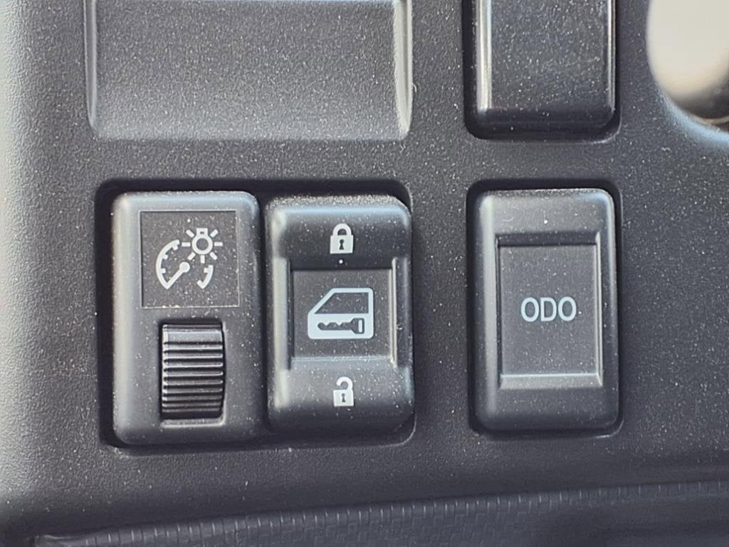 2025 Chevrolet Low Cab Forward 4500 Base