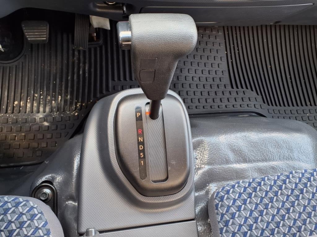 2025 Chevrolet Low Cab Forward 4500 Base