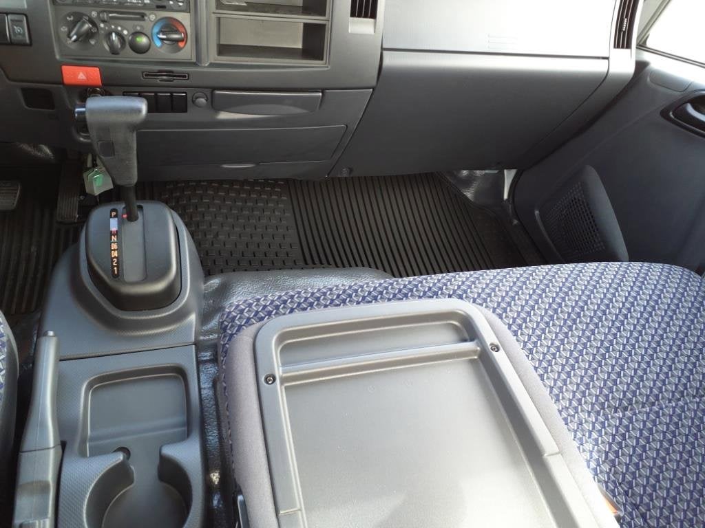 2024 Chevrolet Low Cab Forward 4500 Base