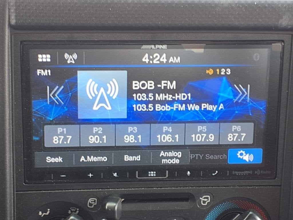 2025 Chevrolet Low Cab Forward 4500 Base