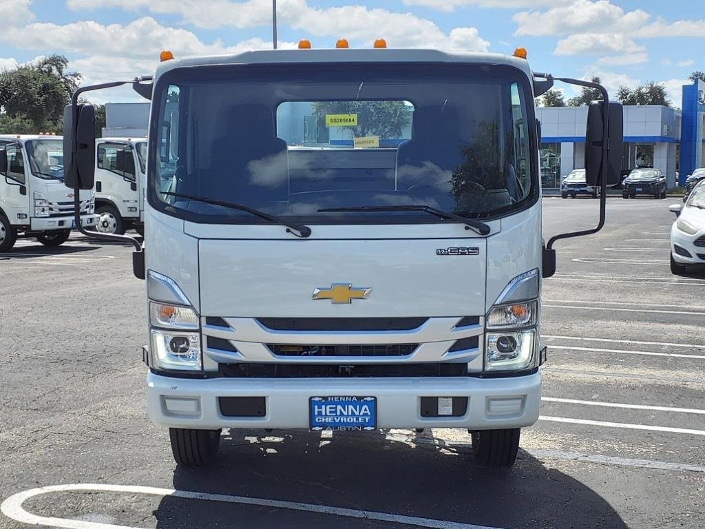 2025 Chevrolet Low Cab Forward 4500 Base