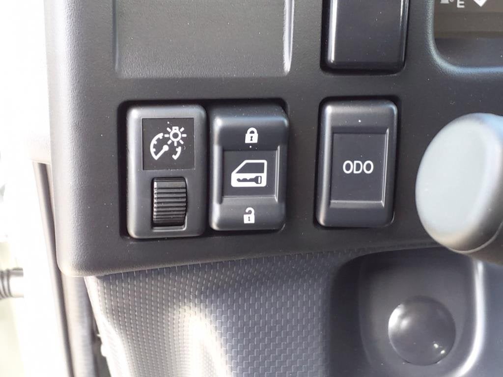 2025 Chevrolet Low Cab Forward 4500 Base