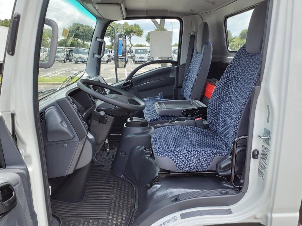 2025 Chevrolet Low Cab Forward 4500 Base