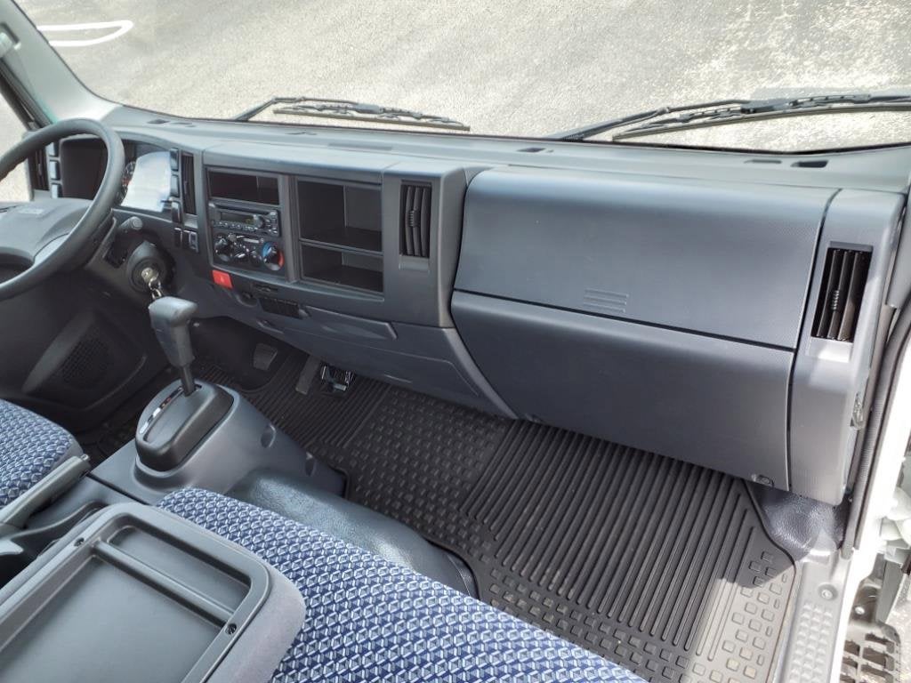 2025 Chevrolet Low Cab Forward 4500 Base