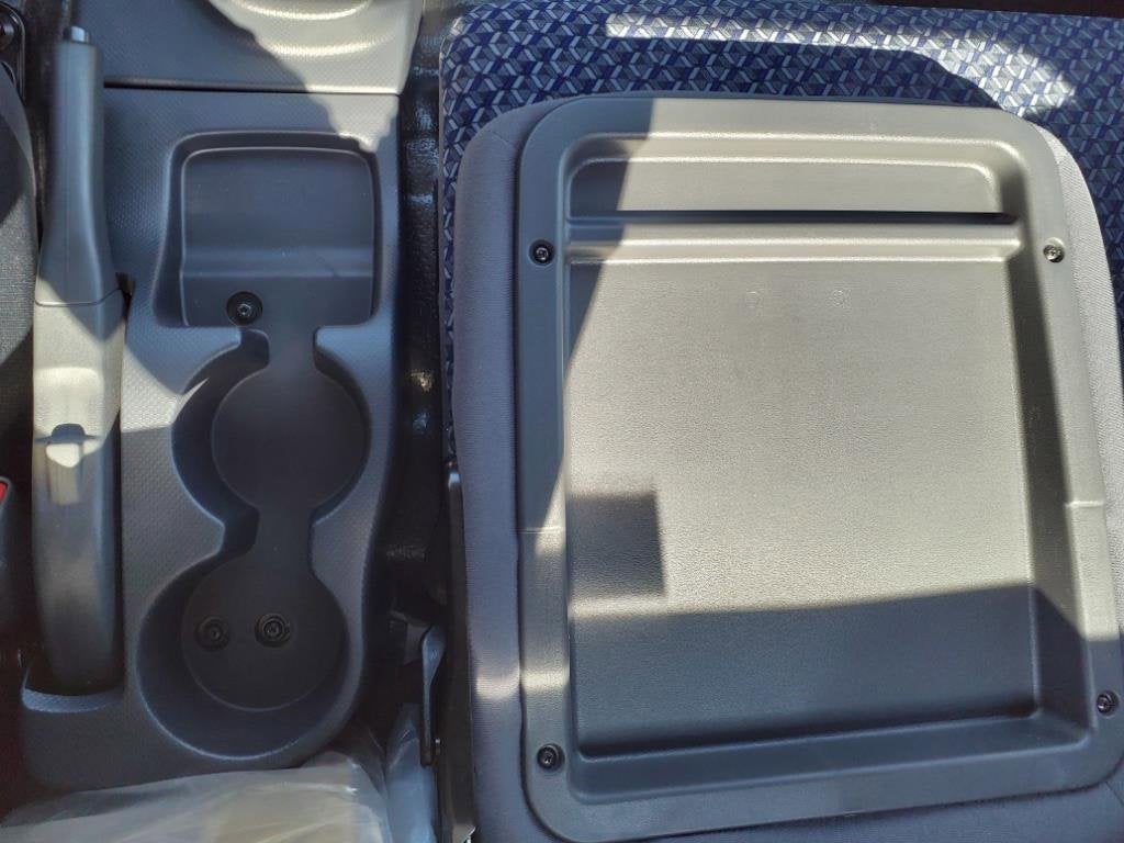 2025 Chevrolet Low Cab Forward 4500 Base