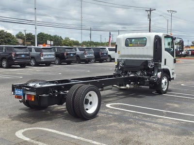 2025 Chevrolet Low Cab Forward 4500 Base