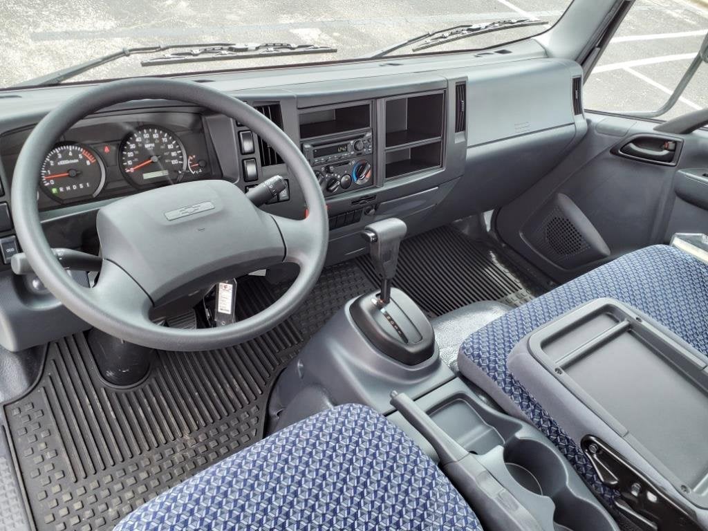 2025 Chevrolet Low Cab Forward 4500 Base