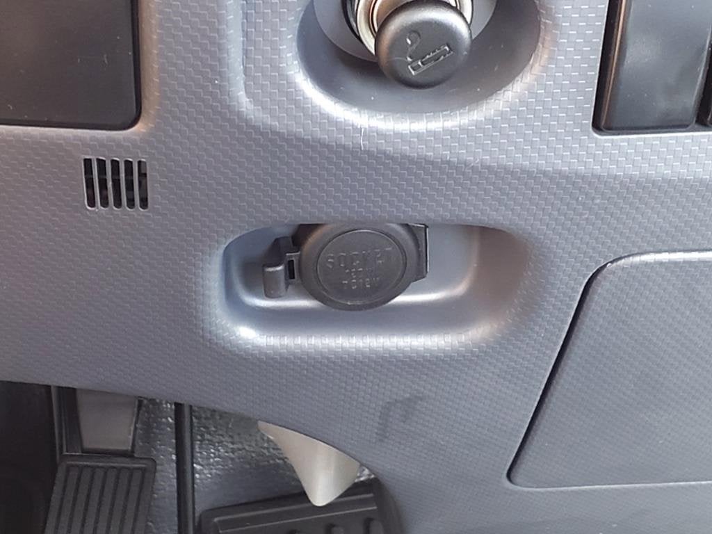 2025 Chevrolet Low Cab Forward 4500 Base